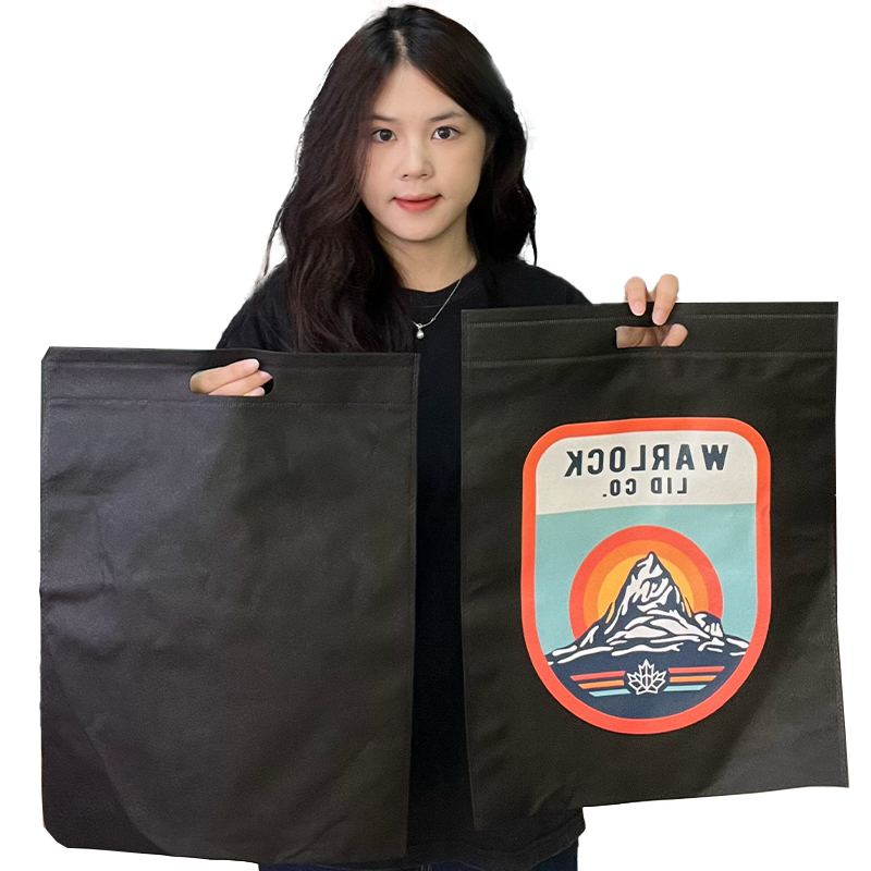 Black four-finger non-woven handbag