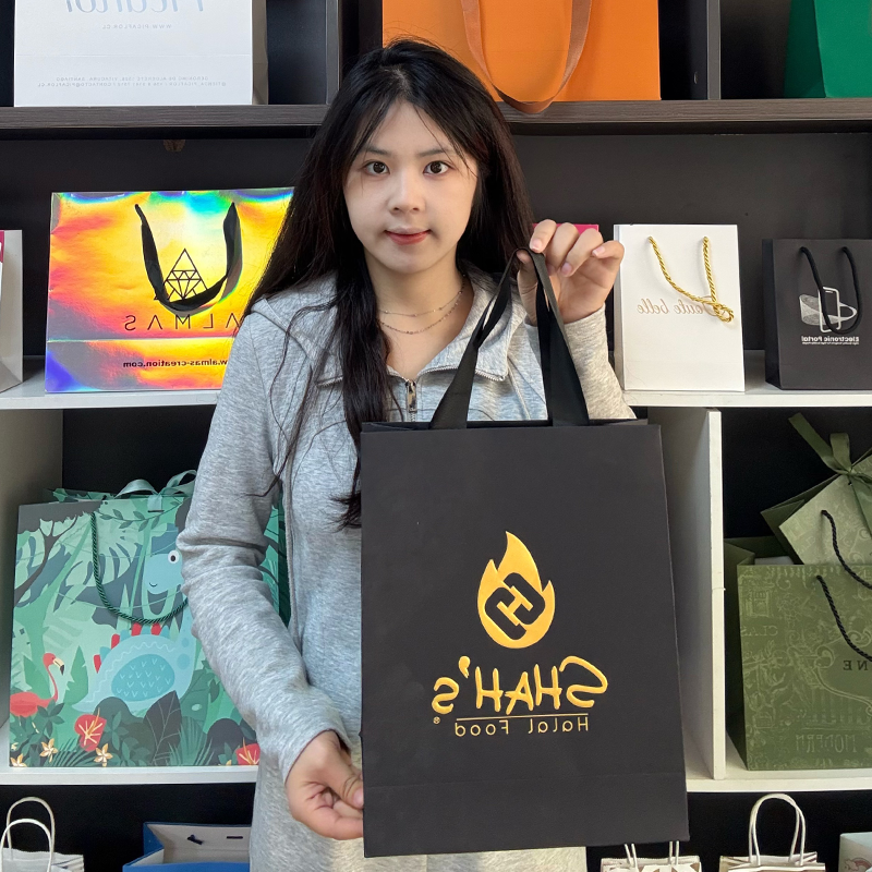 Internal tape pattern hot stamping embossed paper bag