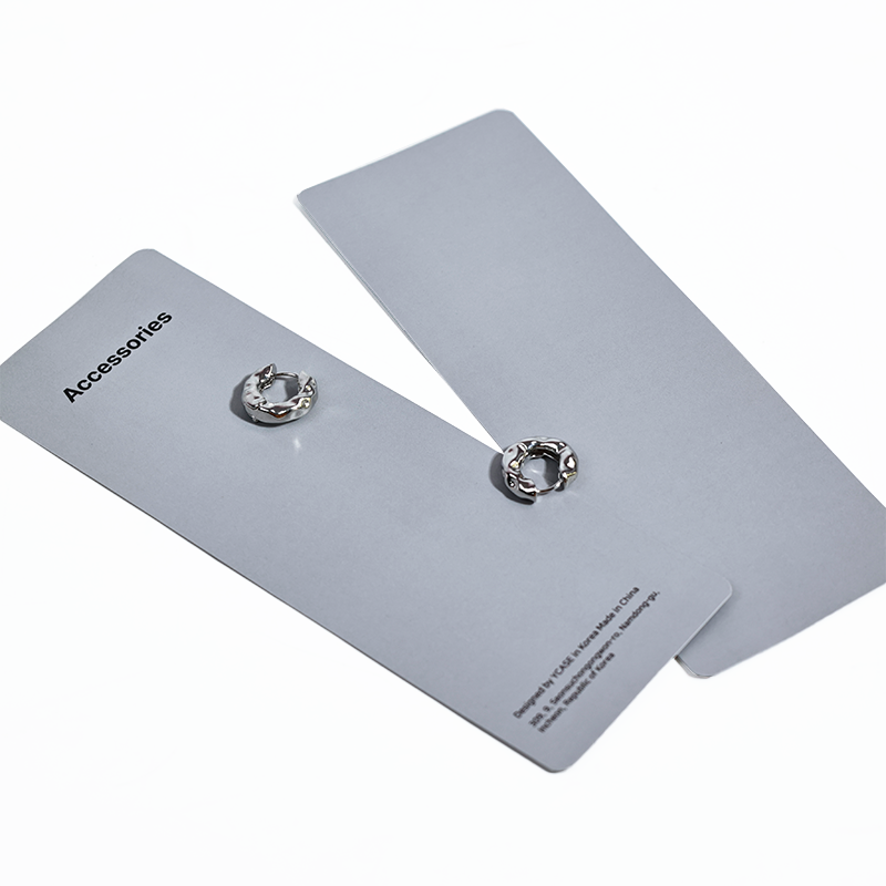 Gray long card