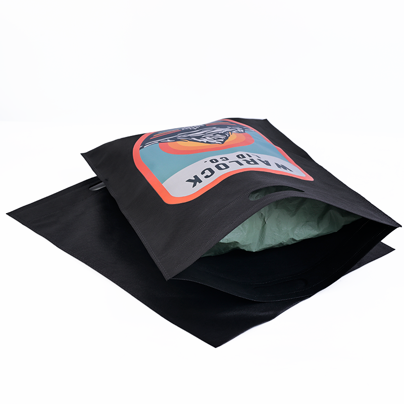 Black four-finger non-woven handbag