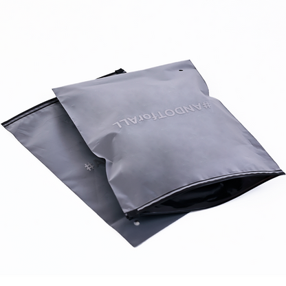 Single-sided transparent frosted pattern hot silver zipper bag