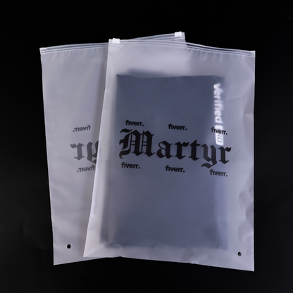 Martur White Frosted Zipper Bag