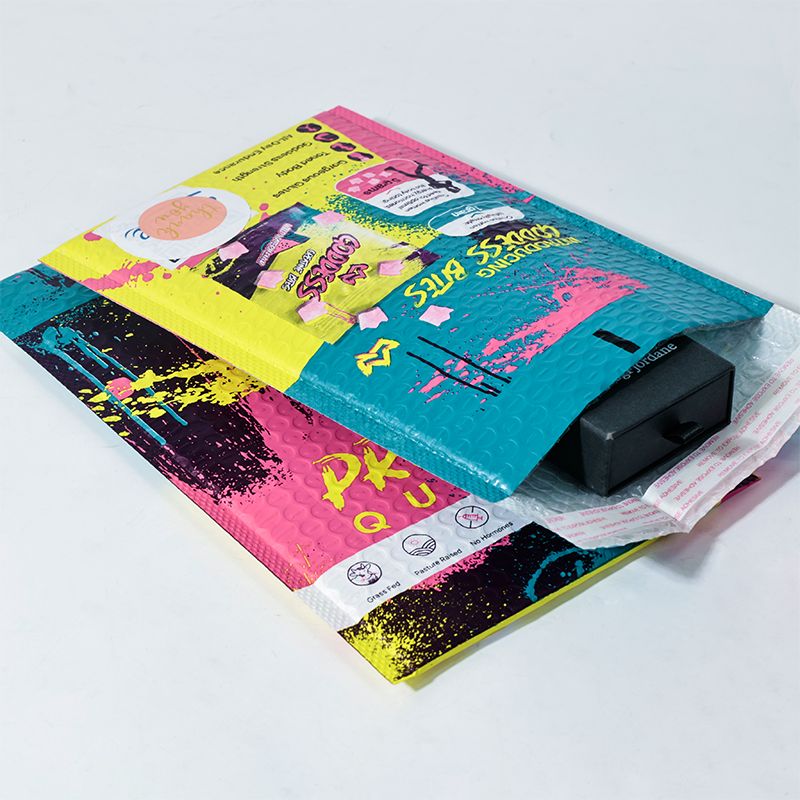 Pattern full color printing co-extrusion film express bubble bag