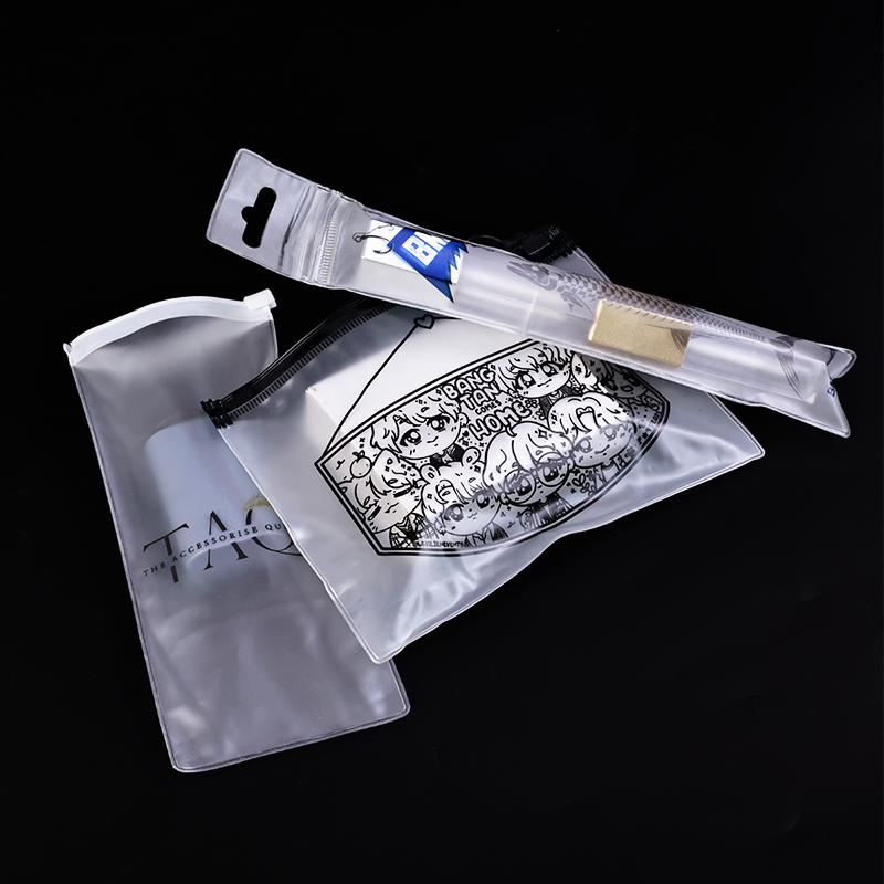 Various sizes of self-sealing PE zipper bags