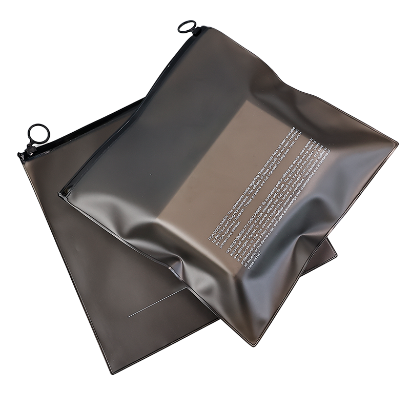Square black frosted zipper bag