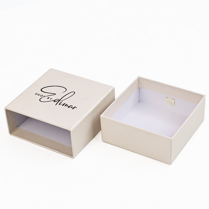 Off-white pearlescent drawer box