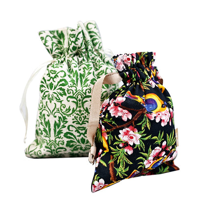 Graphic print linen drawstring bag