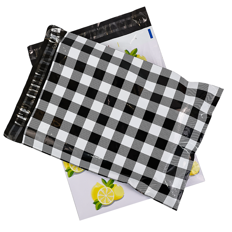 Self-sealed plastic express bag