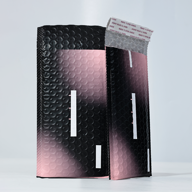Black and pink gradient printing express bubble bag