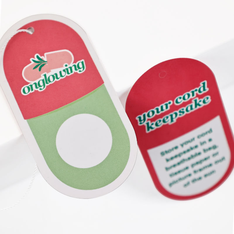 Rounded rectangular hangtag