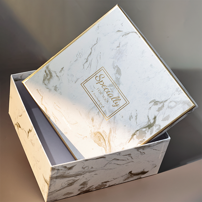 Square marble pattern gold-stamped gift box
