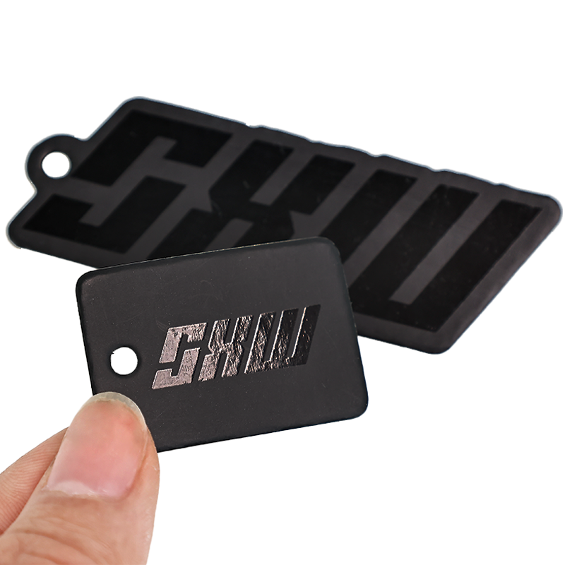 UV printing same pattern special-shaped hang tag