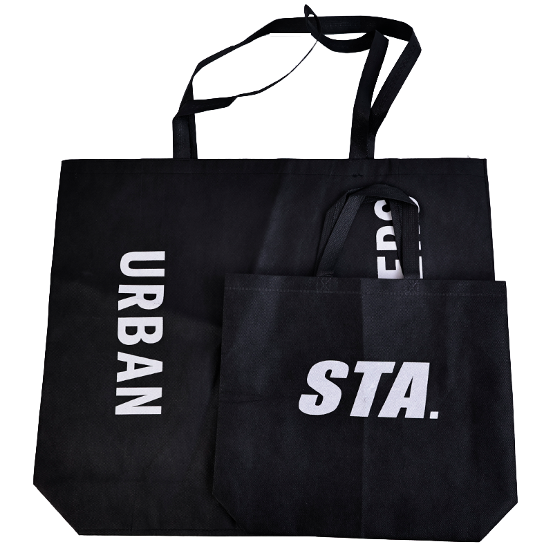Various sizes of black non-woven bags