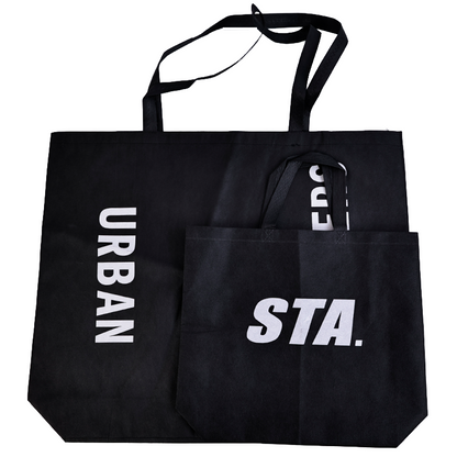 Various sizes of black non-woven bags