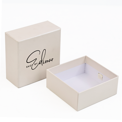 Off-white pearlescent drawer box