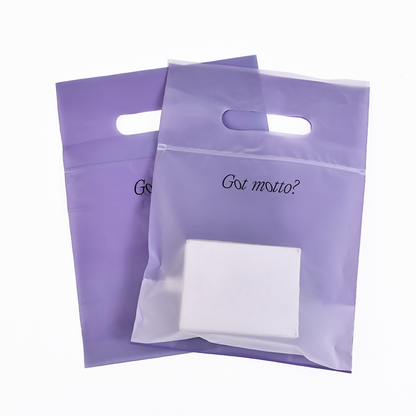Purple single-sided transparent four-finger hand-held frosted bottom zipper bag