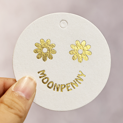 Round black and white hot stamping pattern hangtag