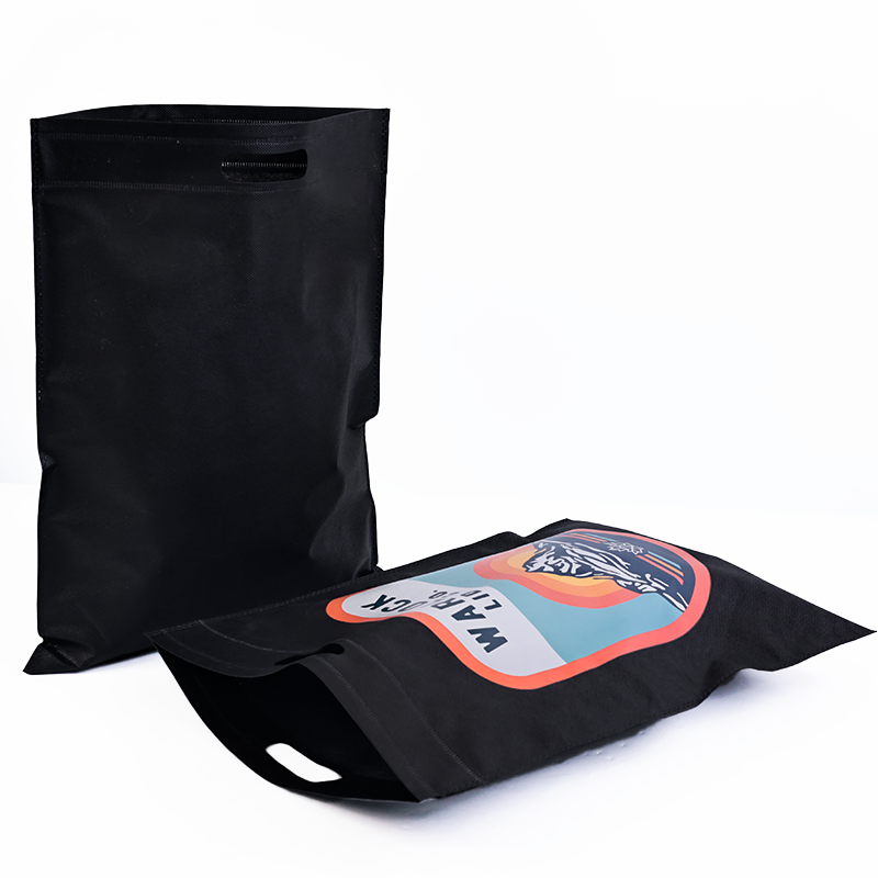 Black four-finger non-woven handbag