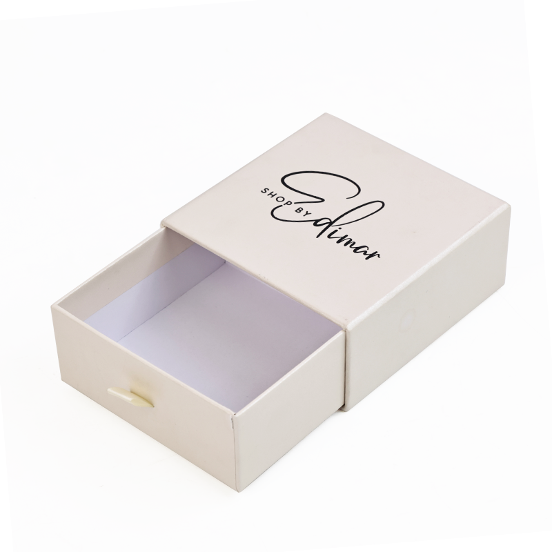 Off-white pearlescent drawer box