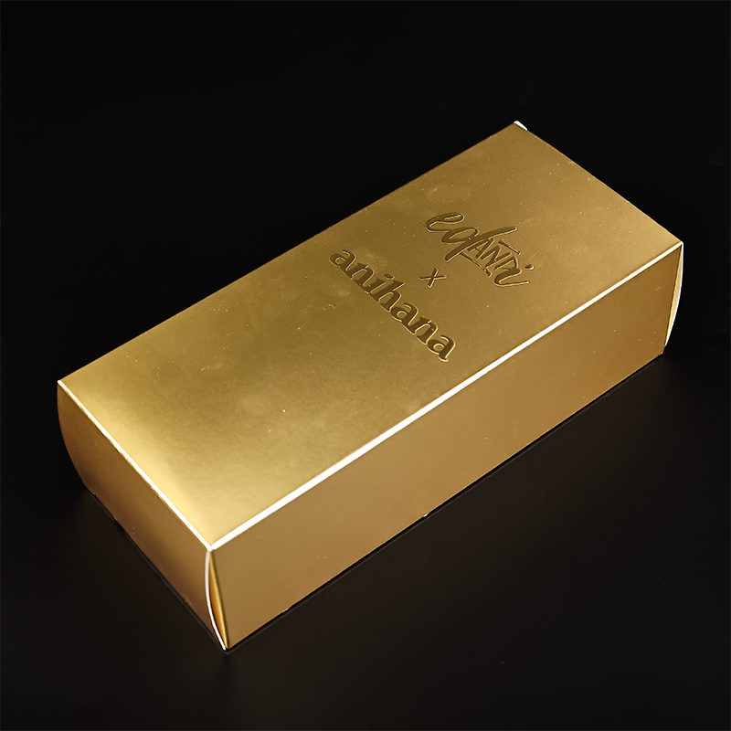 Gold stamped logo embossed packaging box