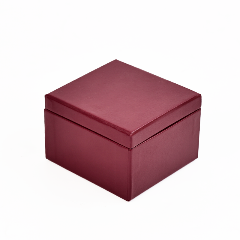 Red square lid gift box