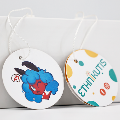 Round multi-pattern hangtag