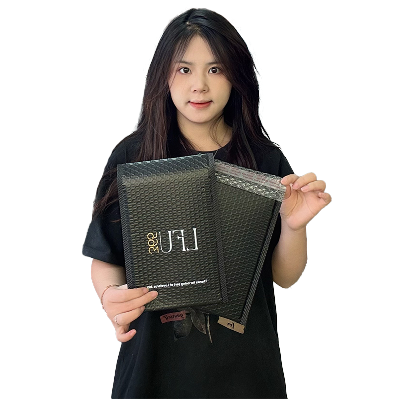 Black co-extrusion film express bubble bag