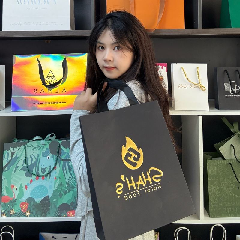 Internal tape pattern hot stamping embossed paper bag