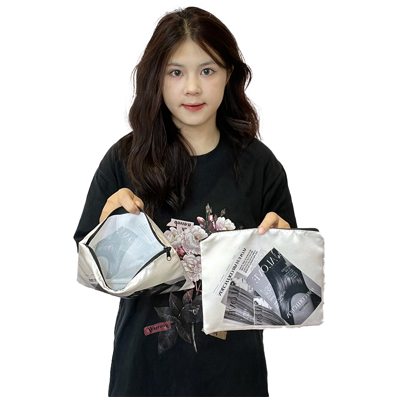 All over printed silk zipper bag