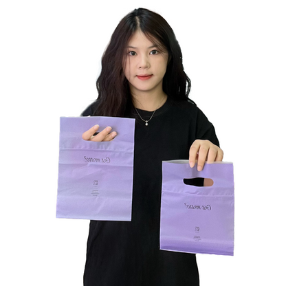 Purple single-sided transparent four-finger hand-held frosted bottom zipper bag