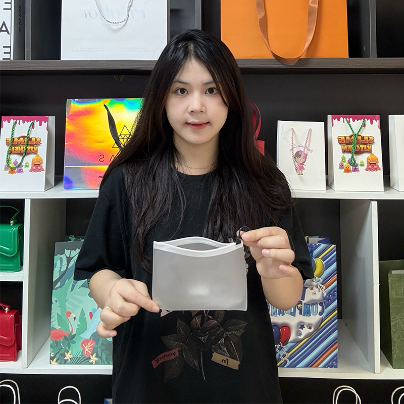 Transparent frosted zipper bag