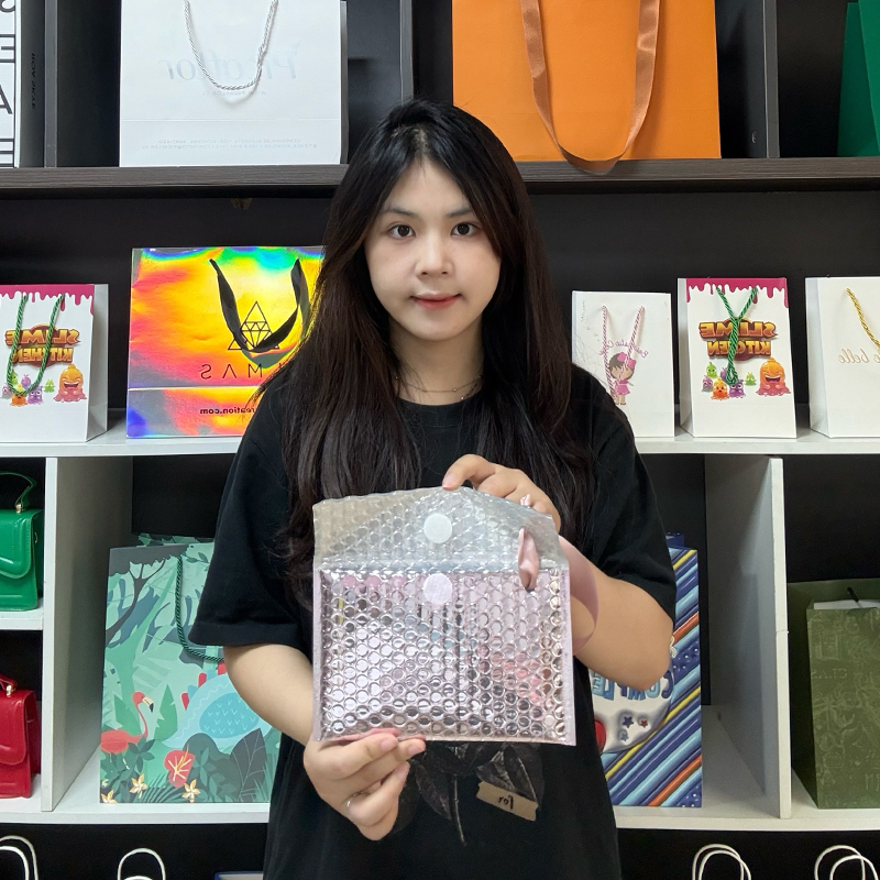 Silver aluminum film hand rope bubble courier bag